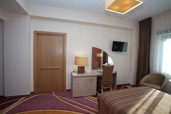 Mari Vila Hotel Bucharest Exterior photo
